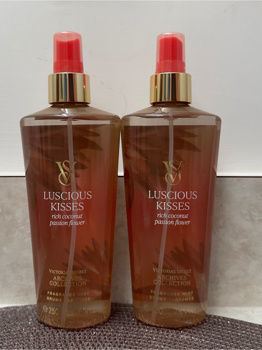 NEW Victoria’s Secret Luscious Kisses Fragrance Mist Duo